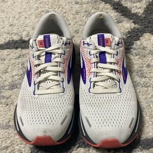 Brooks Ghost 14 running shoes